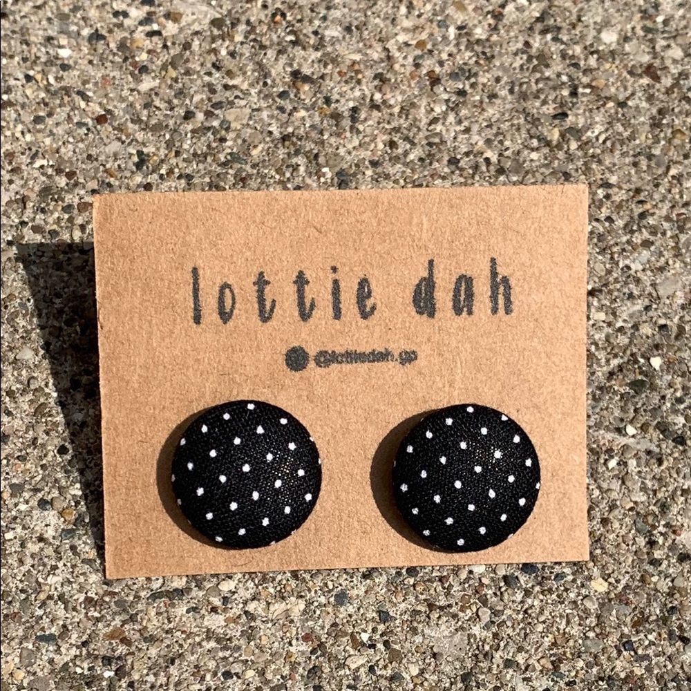 2/$15 🦋 Polka Dot earrings  vintage handmade